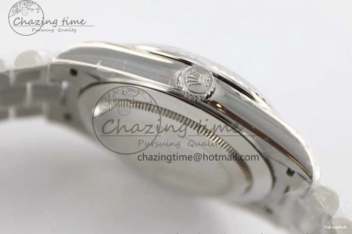 Edition 40mm 904L TWF A2836 SS Ice Date SS on Steel Bracelet Dial 1:1 Day Blue Best 0108